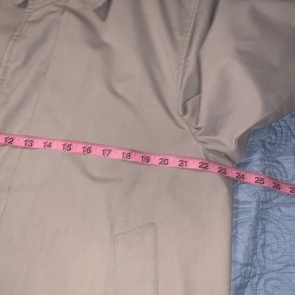 Vintage Beige Trench Coat With Faux Fur Lining 42 Inches - Picture 12 of 12